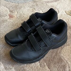 Reebok Work N Cushion 4.0 Black Velcro Sneakers, size 9.5
